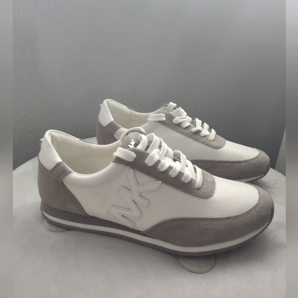 Michael Kors sneakers size 6.5